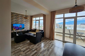 Lovely Apartment Next to Park With Nice Views